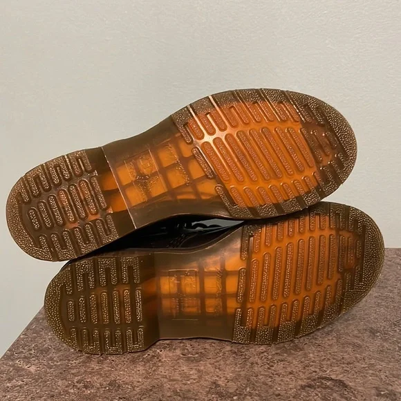 Dr. Martens Women’s 1460 W Black Nappa 8 Eye Boot - Picture 7 of 9